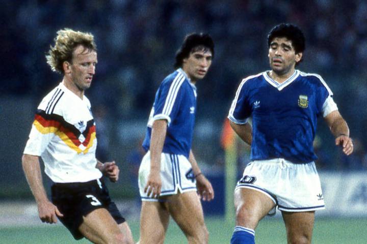 Revue Onze - Coupe Du Monde 90 (Italie) - Édition Complète - 1990 - Football