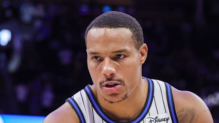 Orlando Magic guard Desmond Bane warms up before the game against the against the Phoenix Suns