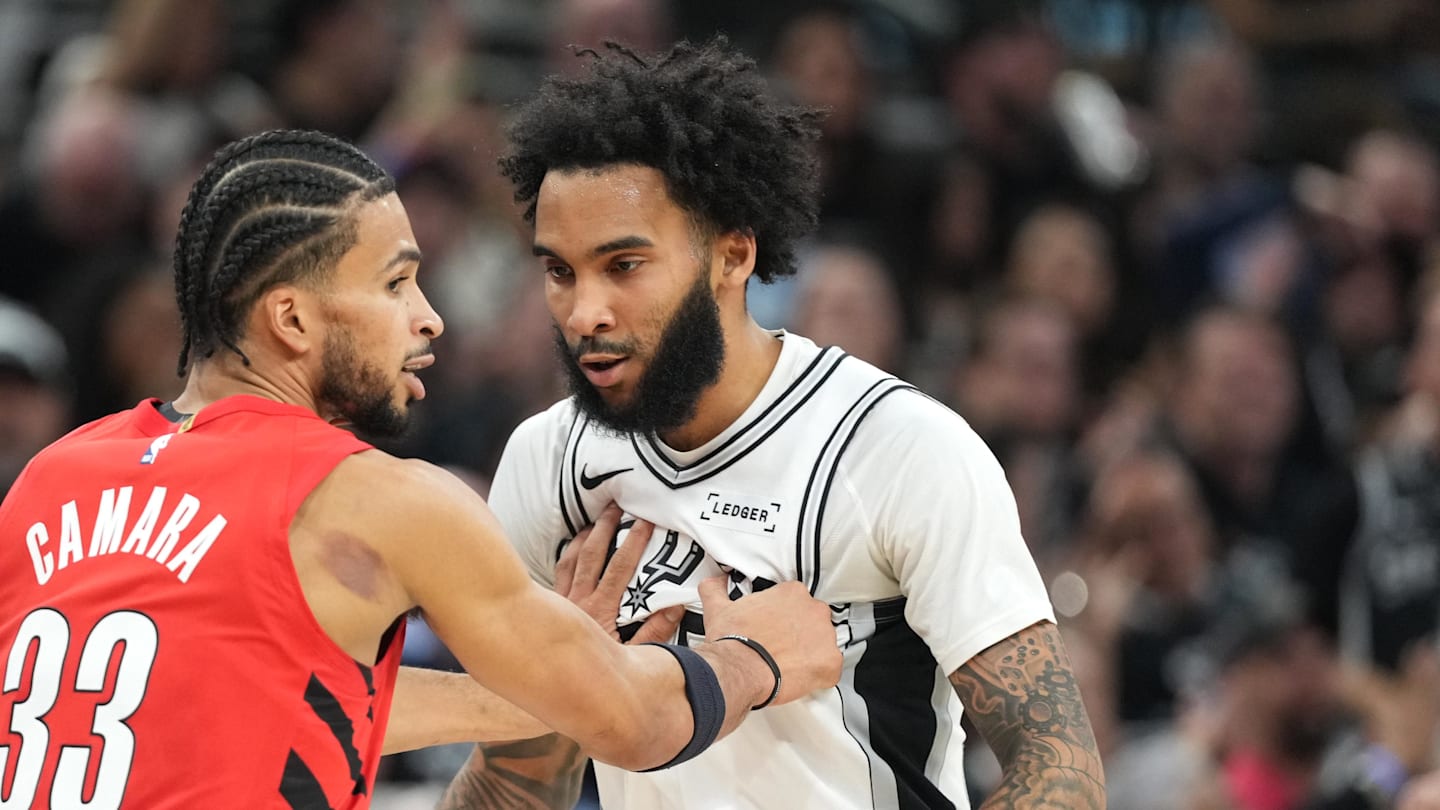 'Super Locked In': How Spurs Sharpshooter Champagnie Shifted Series, Silenced Blazers