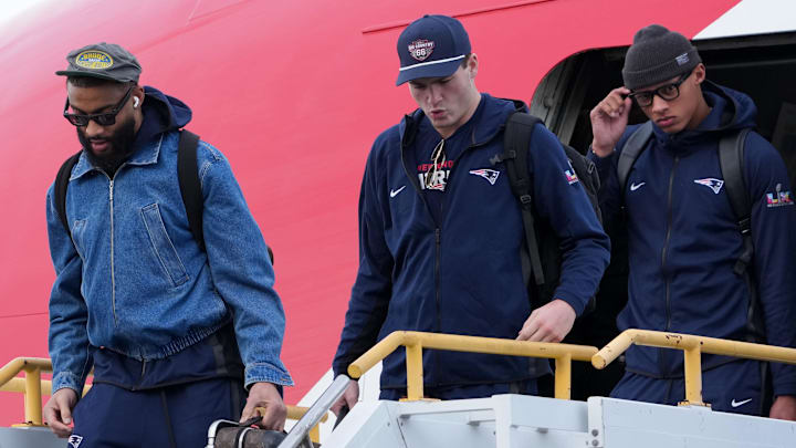 New England Patriots cornerback Carlton Davis III and quarterback Drake Maye arrive prior to Super Bowl LX New England Patriots cornerback Carlton Davis III and quarterback Drake Maye arrive prior to Super Bowl LX