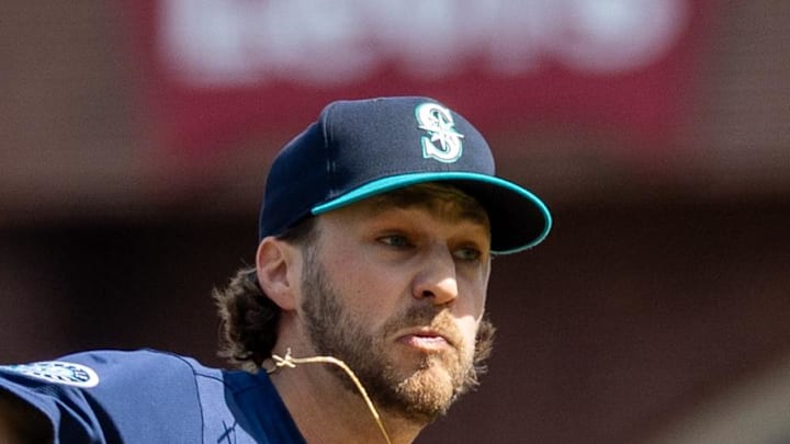 Seattle Mariners pitcher Collin Snider (52) throws a pitch during the fourth inning against the San Francisco Giants at Oracle Park on April 4. 