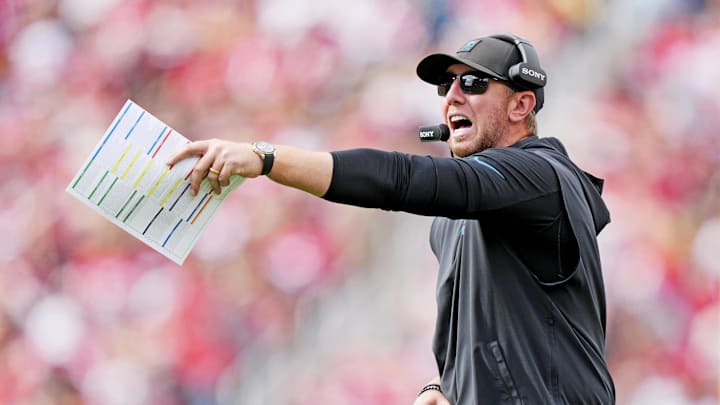 Sep 28, 2025; Santa Clara, California, USA; Jacksonville Jaguars head coach Liam Coen reacts from the sidelines during the second half against the San Francisco 49ers at Levi's Stadium. Mandatory Credit: Kyle Terada-Imagn Images Sep 28, 2025; Santa Clara, California, USA; Jacksonville Jaguars head coach Liam Coen reacts from the sidelines during the second half against the San Francisco 49ers at Levi's Stadium. Mandatory Credit: Kyle Terada-Imagn Images