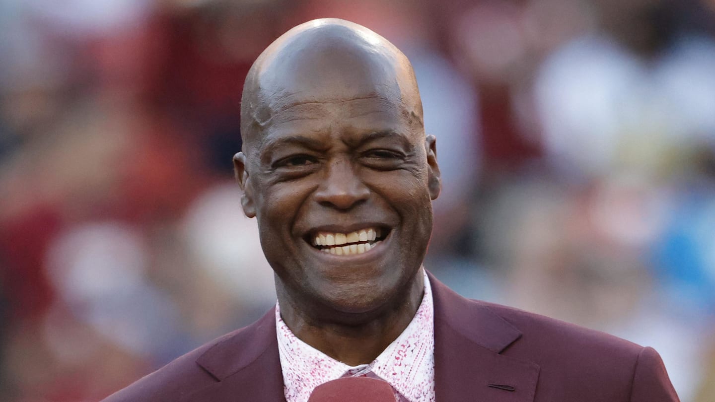 Commanders' 66-Year-Old Legend Trying to Join Team USA's Flag Football Team