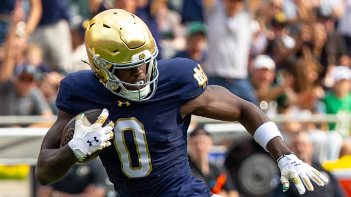 Sep 20, 2025; South Bend, Indiana, USA; Notre Dame Fighting Irish wide receiver Malachi Fields (0) runs after making a catch at Notre Dame Stadium. Mandatory Credit: Michael Caterina-Imagn Images Sep 20, 2025; South Bend, Indiana, USA; Notre Dame Fighting Irish wide receiver Malachi Fields (0) runs after making a catch at Notre Dame Stadium. Mandatory Credit: Michael Caterina-Imagn Images