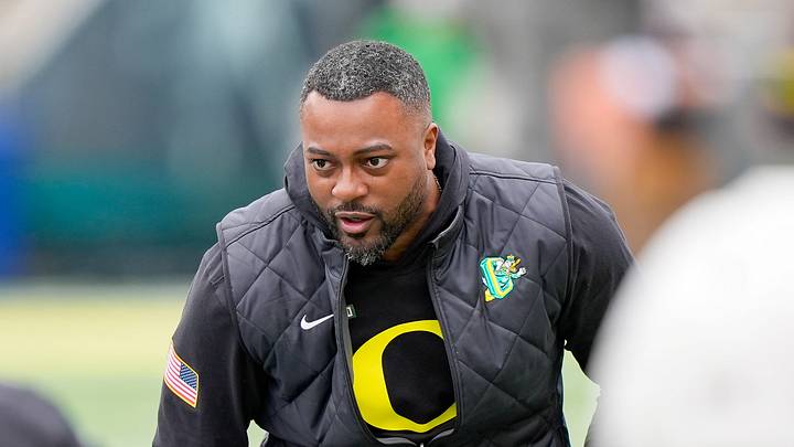 Oregon wide receivers coach Ross Douglas works with players during Oregon’s spring game on April 26, 2025, at Autzen Stadium in Eugene. Oregon wide receivers coach Ross Douglas works with players during Oregon’s spring game on April 26, 2025, at Autzen Stadium in Eugene.