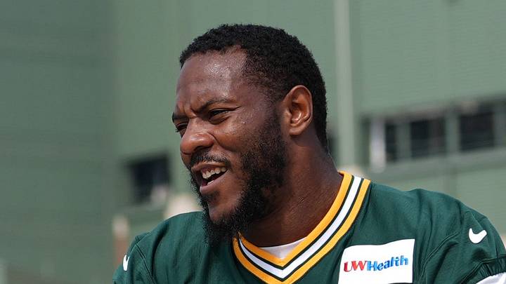Green Bay Packers linebacker Zaire Franklin participates in the DreamDrive bicycle ride Green Bay Packers linebacker Zaire Franklin participates in the DreamDrive bicycle ride