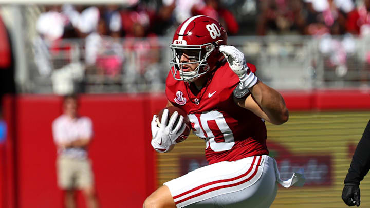Oct 4, 2025; Tuscaloosa, Alabama, USA; Alabama Crimson Tide tight end Josh Cuevas (80) avoids Vanderbilt Commodores safety Randon Fontenette (2) during the first quarter at Saban Field at Bryant-Denny Stadium. Mandatory Credit: David Leong-Imagn Images