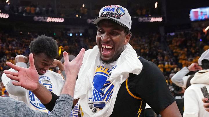 May 26, 2022; San Francisco, California, USA; Golden State Warriors center Kevon Looney (5) celebrates after winning game five of the 2022 western conference finals against the Dallas Mavericks at Chase Center. Mandatory Credit: Cary Edmondson-USA TODAY Sports