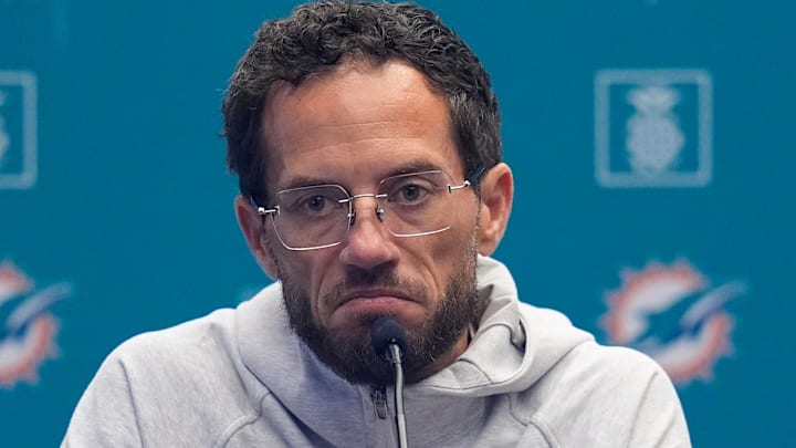 The Titans now appear to be the biggest threat to steal Mike McDaniel from the Buccaneers.