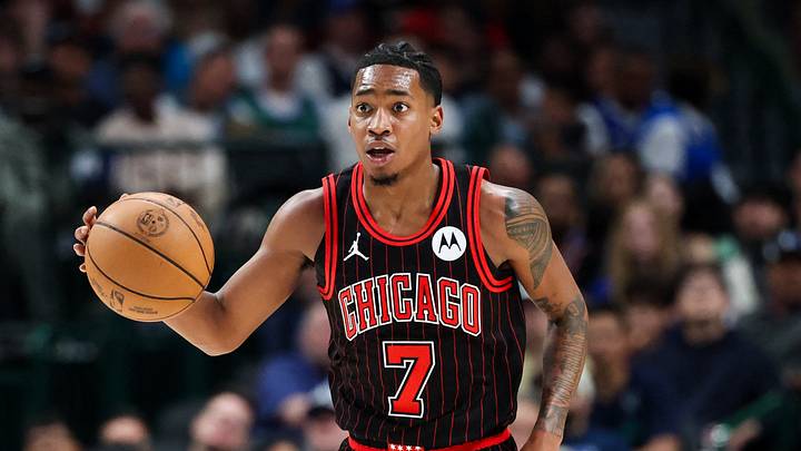 Apr 12, 2026; Dallas, Texas, USA; Chicago Bulls guard Rob Dillingham (7) dribbles against the Dallas Mavericks during the first half at American Airlines Center. Mandatory Credit: Kevin Jairaj-Imagn Images Apr 12, 2026; Dallas, Texas, USA; Chicago Bulls guard Rob Dillingham (7) dribbles against the Dallas Mavericks during the first half at American Airlines Center. Mandatory Credit: Kevin Jairaj-Imagn Images