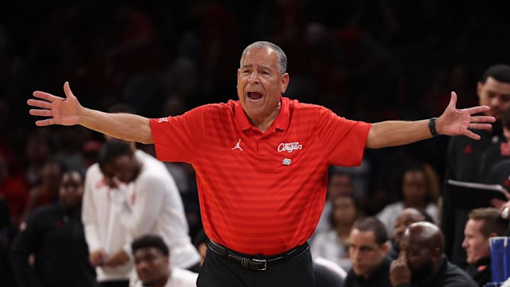 Mar 21, 2026; Oklahoma City, OK, USA; Houston Cougars head coach Kelvin Sampson yells during the second half against the Texas A&M Aggies in a second round game of the men's 2026 NCAA Tournament at Paycom Center. Mandatory Credit: William Purnell-Imagn Images