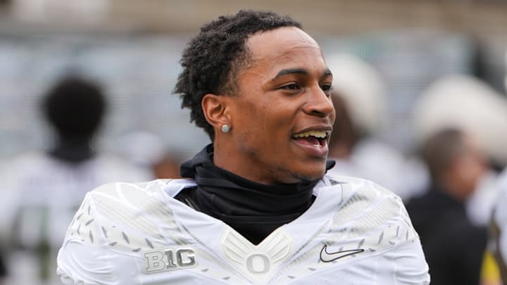 Oregon Ducks transfer wide receiver Evan Stewart jalen lott 5-star freshman injuries dakorien moore dante moore playoff