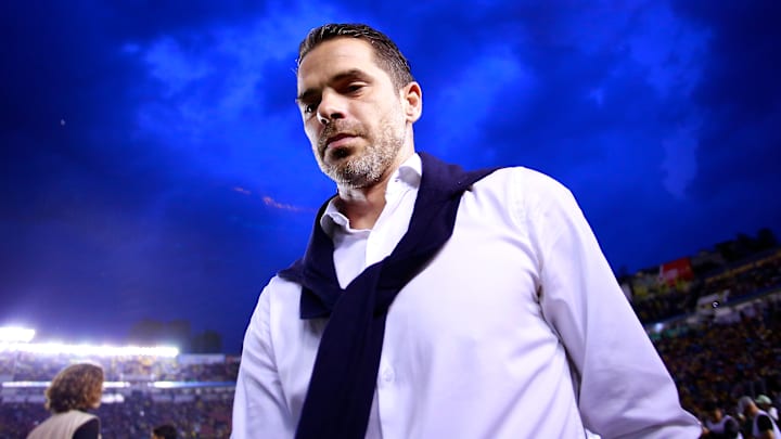 Fernando Gago prepara once titular ante Monterrey