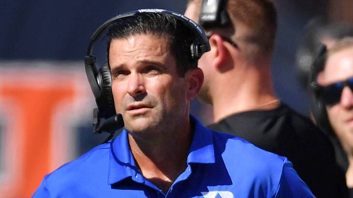 Sep 12, 2026; Champaign, Illinois, USA; Duke Blue Devils head coach Manny Diaz, left, on the sidelines against the Illinois Fighting Illini during the first half at Gies Memorial Stadium. Mandatory Credit: Ron Johnson-Imagn Images Sep 12, 2026; Champaign, Illinois, USA; Duke Blue Devils head coach Manny Diaz, left, on the sidelines against the Illinois Fighting Illini during the first half at Gies Memorial Stadium. Mandatory Credit: Ron Johnson-Imagn Images