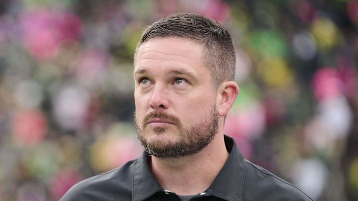 Oregon Ducks Dan Lanning dante Moore Dakorien Moore Washington USC Minnesota Pj Fleck Jedd Fisch Big Ten Schedule prediction