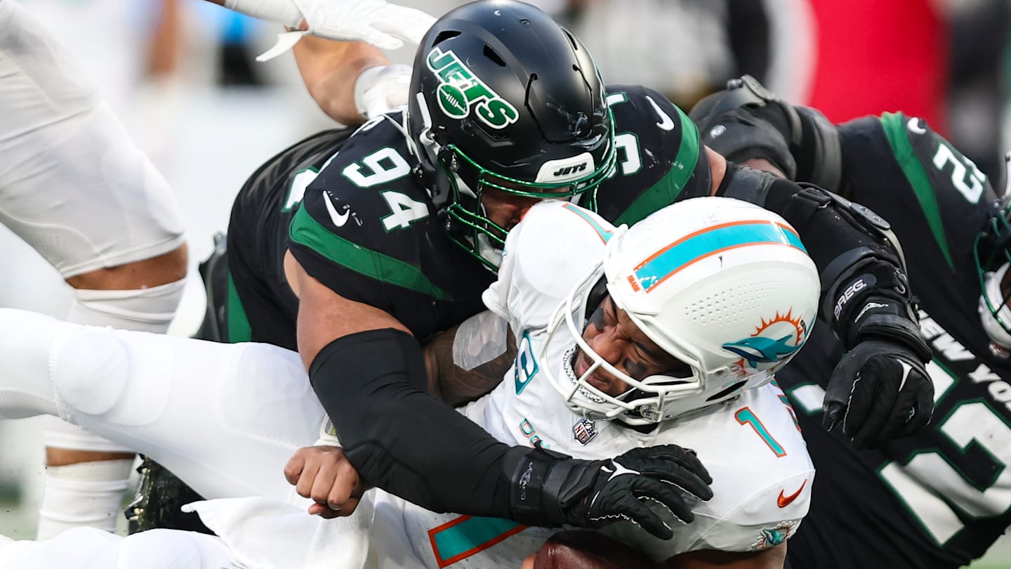 Dolphins might benefit more from losing to the Jets than winning on Monday