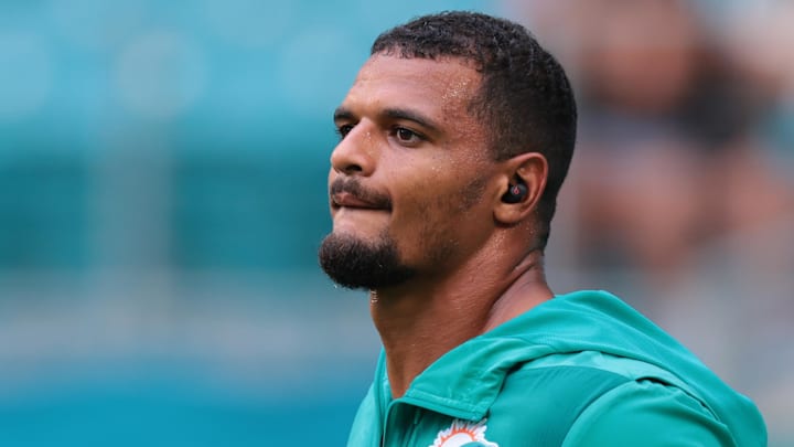 Aug 23, 2025; Miami Gardens, Florida, USA; Miami Dolphins safety Minkah Fitzpatrick (29) looks on before the game against the Jacksonville Jaguars at Hard Rock Stadium. Mandatory Credit: Sam Navarro-Imagn Images