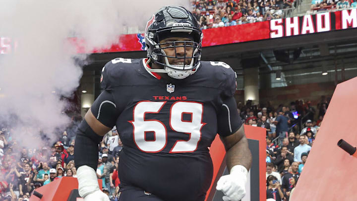 Dec 15, 2024; Houston Texans guard Shaq Mason (69) runs onto the field before the game against the Miami Dolphins at NRG Stadium. Mandatory Credit: Troy Taormina-Imagn Images Dec 15, 2024; Houston Texans guard Shaq Mason (69) runs onto the field before the game against the Miami Dolphins at NRG Stadium. Mandatory Credit: Troy Taormina-Imagn Images