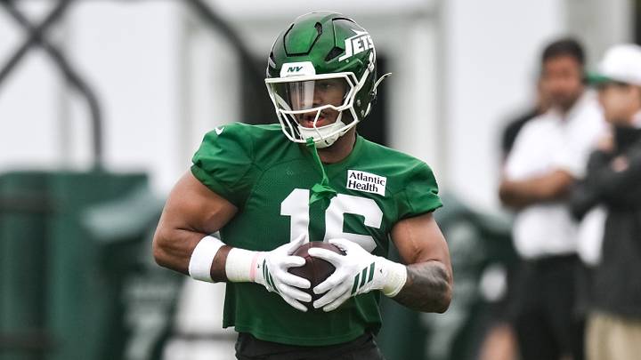 New York Jets tight end Kenyon Sadiq New York Jets tight end Kenyon Sadiq