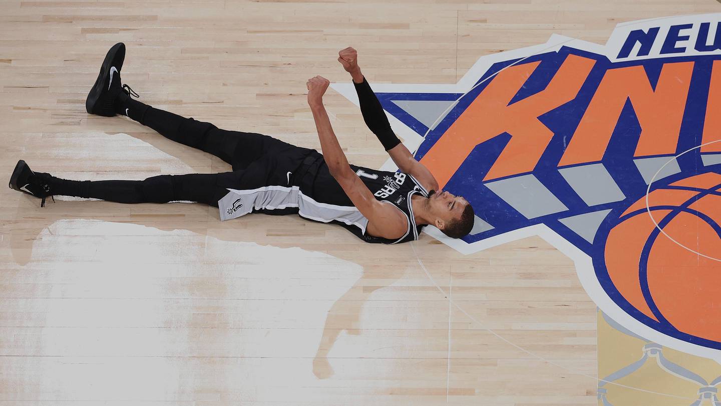 How Do Spurs Handle Hostile Playoff Environments? 'Staying T