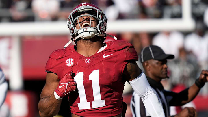 Nov 16, 2024; Tuscaloosa, AL, USA; Alabama Crimson Tide linebacker Jihaad Campbell (11) celebrates after sacking Mercer quarterback Whitt Newbauer (8) at Bryant-Denny Stadium. Mandatory Credit: Gary Cosby Jr.-Tuscaloosa News Nov 16, 2024; Tuscaloosa, AL, USA; Alabama Crimson Tide linebacker Jihaad Campbell (11) celebrates after sacking Mercer quarterback Whitt Newbauer (8) at Bryant-Denny Stadium. Mandatory Credit: Gary Cosby Jr.-Tuscaloosa News