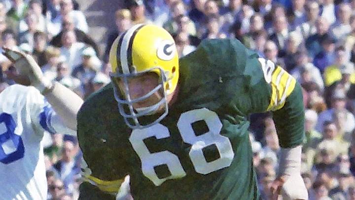 Green Bay Packers guard Gale Gillingham in 1968 against the Detroit Lions
