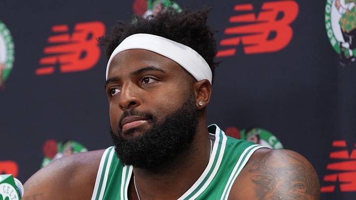 Boston Celtics center Mitchell Robinson (4).