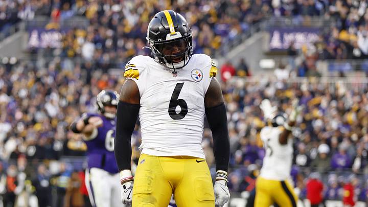 Dec 7, 2025; Baltimore, Maryland, USA; Pittsburgh Steelers linebacker Patrick Queen (6) reacts after a defensive stop against the Baltimore Ravens during the second half at M&T Bank Stadium. Mandatory Credit: Peter Casey-Imagn Images