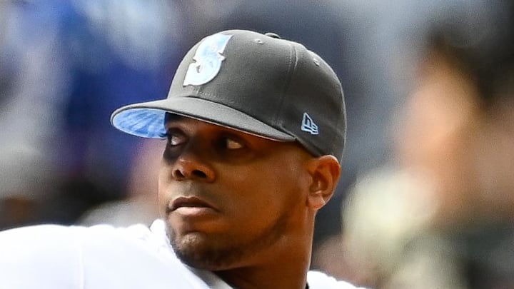Seattle Mariners relief pitcher Roenis Elias (55) pitches to the Los Angeles Angels during the ninth inning at T-Mobile Park. Los Angeles defeated Seattle 4-0 in 2022. 