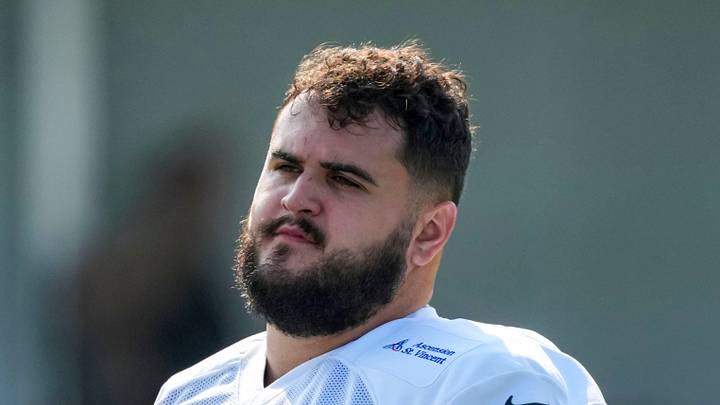 Indianapolis Colts guard Matt Goncalves stretches Indianapolis Colts guard Matt Goncalves stretches
