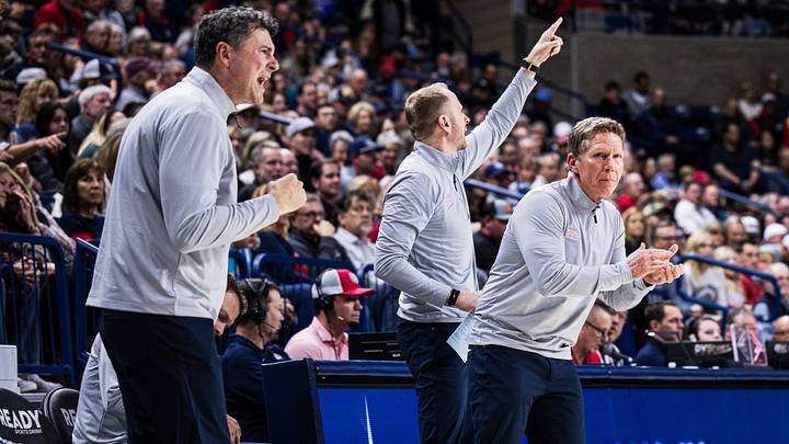 Gonzaga Bulldogs head coach Mark Few (right). Gonzaga Bulldogs head coach Mark Few (right).