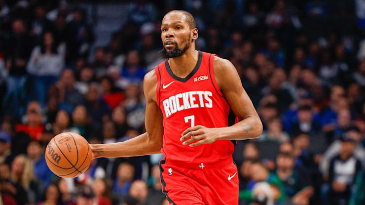 Dec 6, 2025; Dallas, Texas, USA; Houston Rockets forward Kevin Durant (7) brings the ball up the court during the first quarter against the Dallas Mavericks at American Airlines Center. Mandatory Credit: Andrew Dieb-Imagn Images