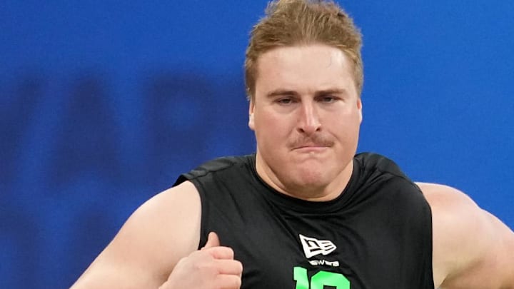 Kentucky offensive lineman Jager Burton showed elite athleticism at the Scouting Combine.