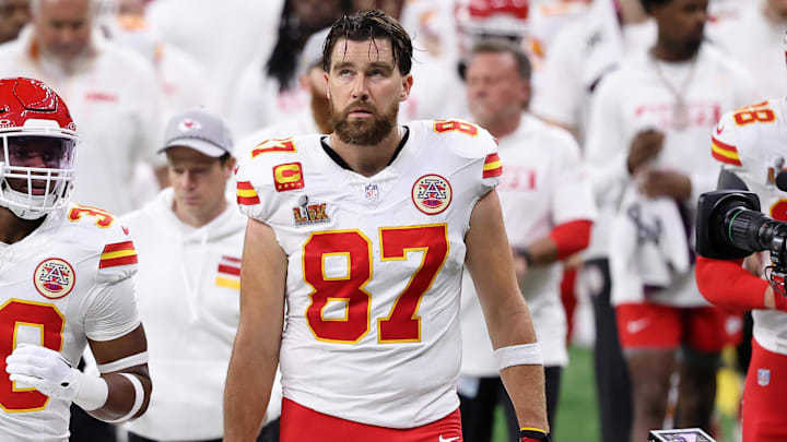 Feb 9, 2025; New Orleans, LA, USA; Kansas City Chiefs tight end Travis Kelce (87) walks off the field at the end of the first half of Super Bowl LIX at Caesars Superdome. Mandatory Credit: Bill Streicher-Imagn Images Feb 9, 2025; New Orleans, LA, USA; Kansas City Chiefs tight end Travis Kelce (87) walks off the field at the end of the first half of Super Bowl LIX at Caesars Superdome. Mandatory Credit: Bill Streicher-Imagn Images