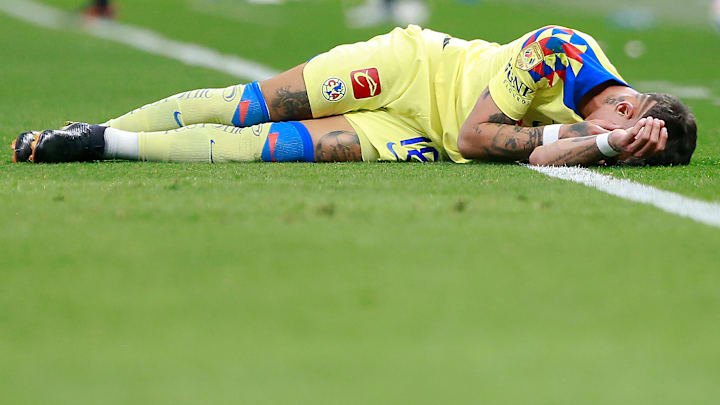 América prácticamente con cuadro completo América prácticamente con cuadro completo