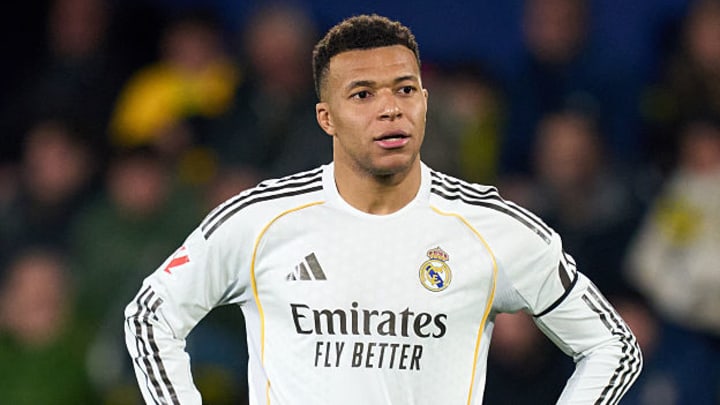 Kylian Mbappé was initially a doubt to face Benfica. Kylian Mbappé was initially a doubt to face Benfica.