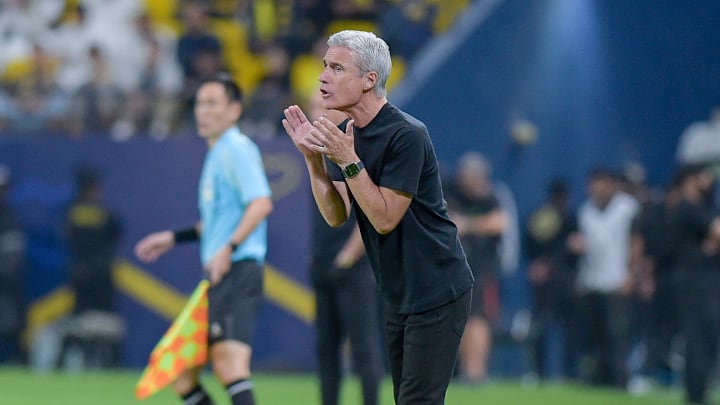 Português é o plano A do Santos