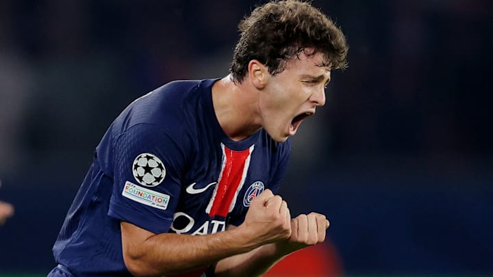 Joao Neves pourrait débuter avec le PSG comme titulaire. Joao Neves pourrait débuter avec le PSG comme titulaire.