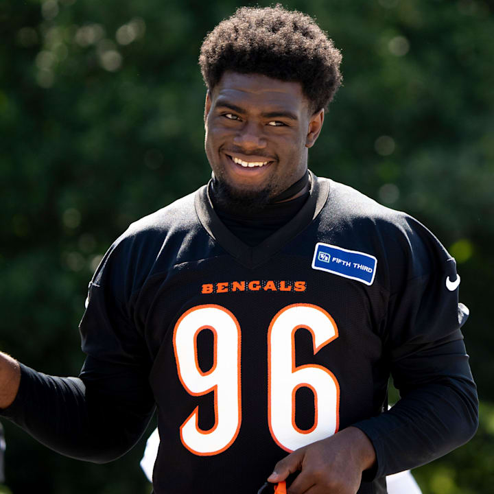 Cincinnati Bengals defensive end Cam Sample (96) walks to the practice field at the Bengals NFL practice in Cincinnati on Tue