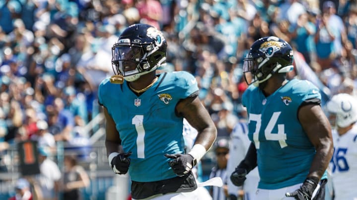 Oct 15, 2023; Jacksonville, Florida, USA; Jacksonville Jaguars running back Travis Etienne Jr. (1) celebrates a touchdown against the Indianapolis Colts during the second quarter at EverBank Stadium. Mandatory Credit: Morgan Tencza-Imagn Images Oct 15, 2023; Jacksonville, Florida, USA; Jacksonville Jaguars running back Travis Etienne Jr. (1) celebrates a touchdown against the Indianapolis Colts during the second quarter at EverBank Stadium. Mandatory Credit: Morgan Tencza-Imagn Images