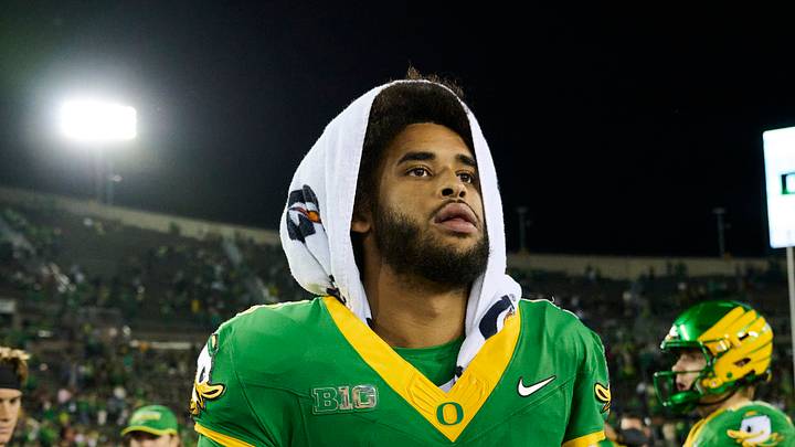 Sep 18, 2026; Eugene, Oregon, USA; Oregon Ducks quarterback Dante Moore (5) walks off the field after a game against the Portland State Vikings at Autzen Stadium. Sep 18, 2026; Eugene, Oregon, USA; Oregon Ducks quarterback Dante Moore (5) walks off the field after a game against the Portland State Vikings at Autzen Stadium.