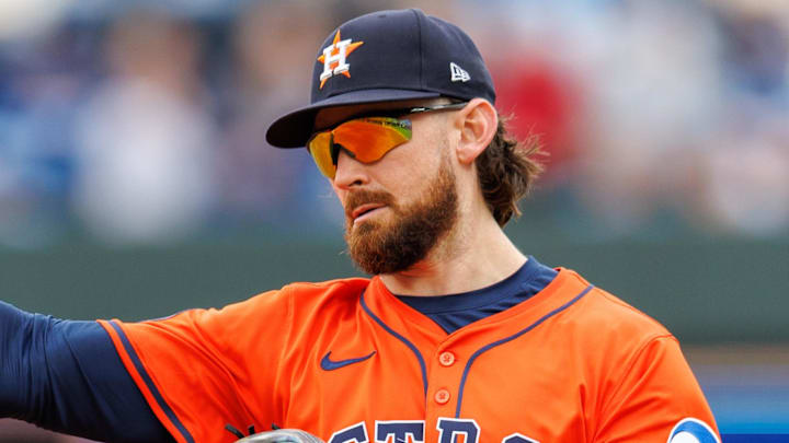 Apr 27, 2025; Kansas City, Missouri, USA; Houston Astros second base Brendan Rodgers (1) throws to first base during the fourth inning against the Kansas City Royals at Kauffman Stadium