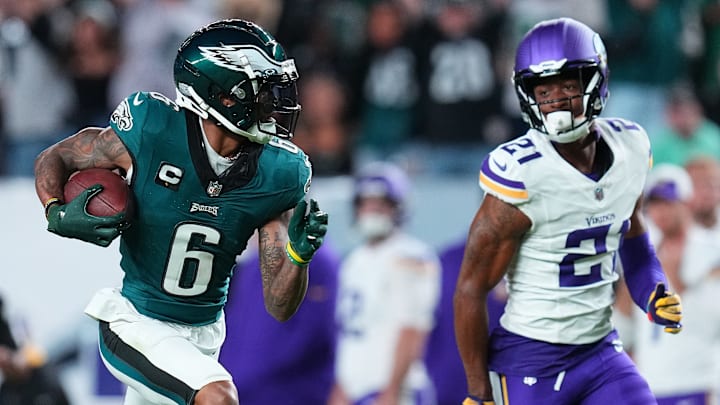Minnesota Vikings cornerback Akayleb Evans