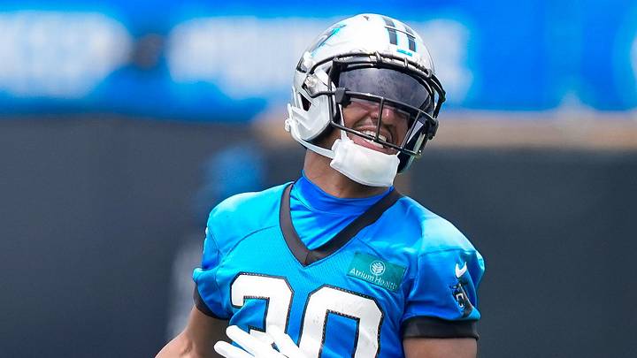 Carolina Panthers running back Chuba Hubbard (30) makes a catch Carolina Panthers running back Chuba Hubbard (30) makes a catch
