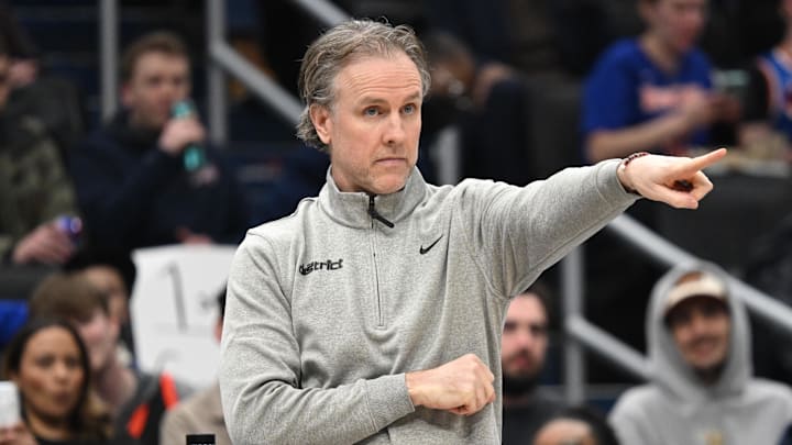 Feb 3, 2026; Washington, District of Columbia, USA; Washington Wizards head coach Brian Keefe points from the bench during a game against the New York Knicks during the first quarter at Capital One Arena. Mandatory Credit: Rafael Suanes-Imagn Images Feb 3, 2026; Washington, District of Columbia, USA; Washington Wizards head coach Brian Keefe points from the bench during a game against the New York Knicks during the first quarter at Capital One Arena. Mandatory Credit: Rafael Suanes-Imagn Images