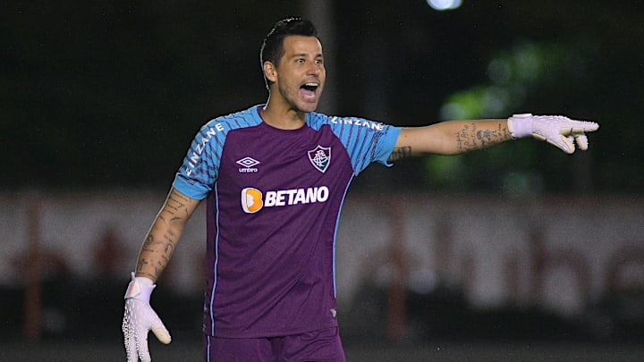 Fábio brilhou em sua estreia pelo Fluminense