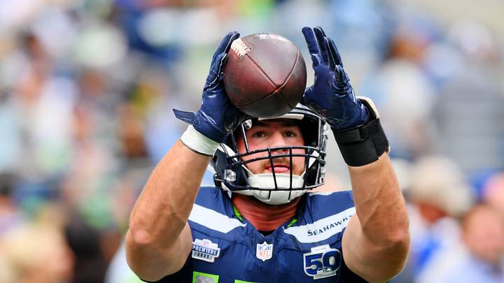 Seattle Seahawks fullback Robbie Ouzts warms up before the game 