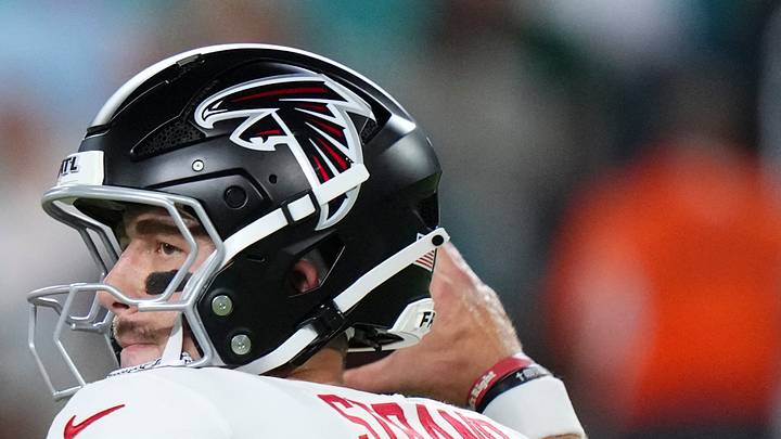 Atlanta Falcons quarterback Jack Strand 