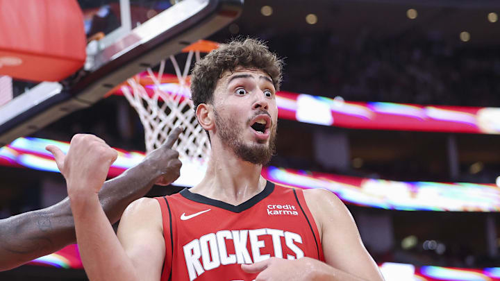 Oct 29, 2023; Houston, Texas, USA; Houston Rockets center Alperen Sengun (28) and Golden State Warriors forward Draymond Green (23) react after a play during the third quarter at Toyota Center. Mandatory Credit: Troy Taormina-Imagn Images Oct 29, 2023; Houston, Texas, USA; Houston Rockets center Alperen Sengun (28) and Golden State Warriors forward Draymond Green (23) react after a play during the third quarter at Toyota Center. Mandatory Credit: Troy Taormina-Imagn Images