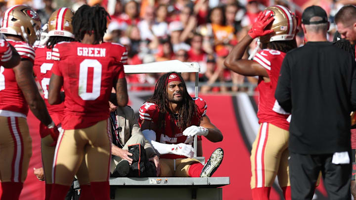 San Francisco 49ers middle linebacker Fred Warner (54)